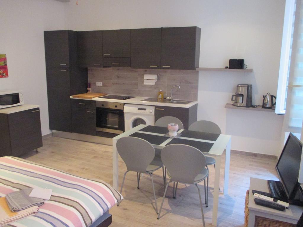 Nice Studio Old Town Sea Side Стая снимка
